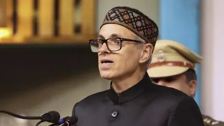 Srinagar: कोई भी दृढ़ निश्चय से ला सकता है बड़ा परिवर्तन: मुख्यमंत्री अब्दुल्ला Srinagar: कोई भी दृढ़ निश्चय से ला सकता है बड़ा परिवर्तन: मुख्यमंत्री अब्दुल्ला