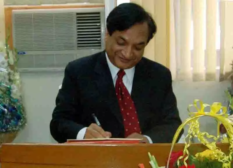 Dr. Raj Bahadur को एम्स ऋषिकेश का अध्यक्ष नामित किया गया Dr. Raj Bahadur को एम्स ऋषिकेश का अध्यक्ष नामित किया गया