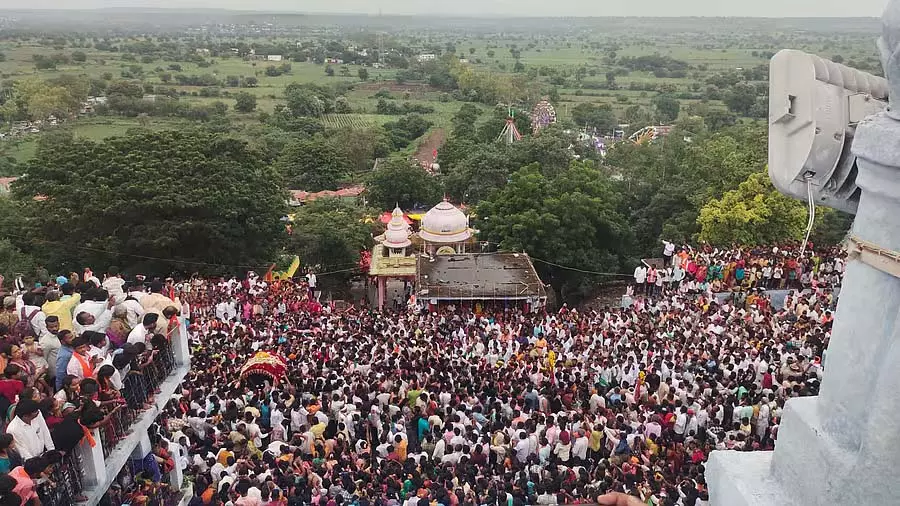 Kalki : रेवनासिद्धेश्वर भव्य रजत पालकी महोत्सव Kalki : रेवनासिद्धेश्वर भव्य रजत पालकी महोत्सव