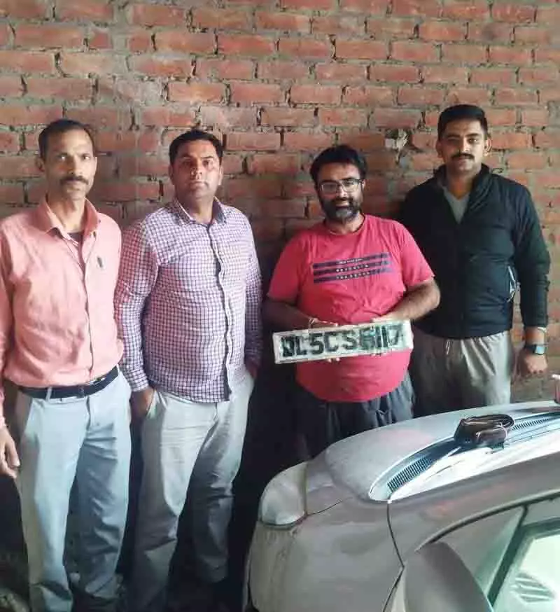 Shimla: एक पूर्व छात्र ने बिशप कॉटन के लड़कों का अपहरण किया Shimla: एक पूर्व छात्र ने बिशप कॉटन के लड़कों का अपहरण किया