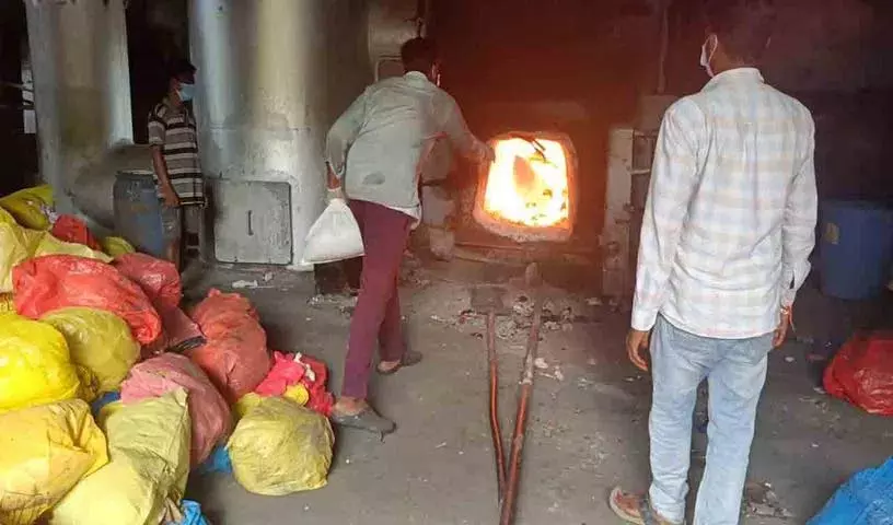 Jagtial जिले में 35.96 किलोग्राम गांजा जलाया गया Jagtial जिले में 35.96 किलोग्राम गांजा जलाया गया