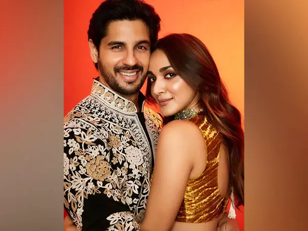Kiara Advani ने की सिद्धार्थ मल्होत्रा को चार्मर बताया, परम सुंदरी ट्रेलर की तारीफ Kiara Advani ने की सिद्धार्थ मल्होत्रा को चार्मर बताया, परम सुंदरी ट्रेलर की तारीफ