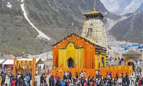 Uttarakhand: भारी बारिश का रेड अलर्ट, तीन दिन तक यात्रा पर प्रतिबंध Uttarakhand: भारी बारिश का रेड अलर्ट, तीन दिन तक यात्रा पर प्रतिबंध