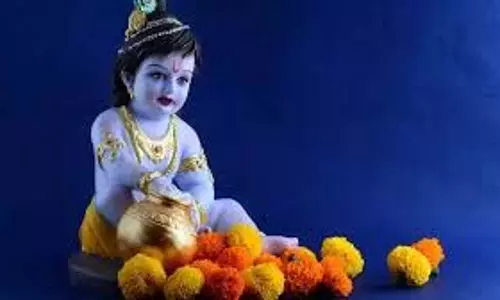 Krishna Janmashtami 2025: जन्माष्टमी पर करें श्री कृष्ण के 108 नामों का जाप, हर मनोकामना होगी पूरी