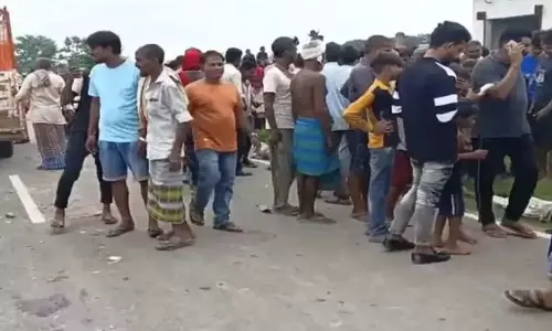 एक ही बाइक पर जा रहे थे छह लोग, तभी...रूह कंपा देने वाला हादसा