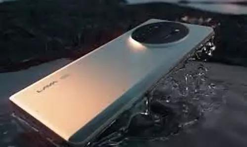 Lava :कम कीमत में लॉन्च किया AMOLED डिस्प्ले वाला 5G फोन Lava :कम कीमत में लॉन्च किया AMOLED डिस्प्ले वाला 5G फोन