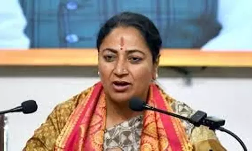 रेखा ने मानसून सत्र का रिपोर्ट कार्ड प्रस्तुत किया