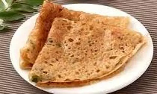 Atta Dosa Recipe: 2 मिनट में इस विधि से बनाएं आटे का डोसा Atta Dosa Recipe: 2 मिनट में इस विधि से बनाएं आटे का डोसा