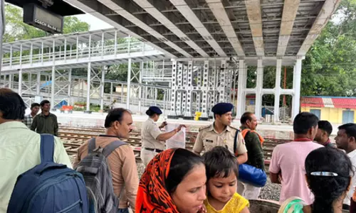 भोपाल रेल मंडल में चेन खींचने के 3 हजार से अधिक मामले दर्ज भोपाल रेल मंडल में चेन खींचने के 3 हजार से अधिक मामले दर्ज