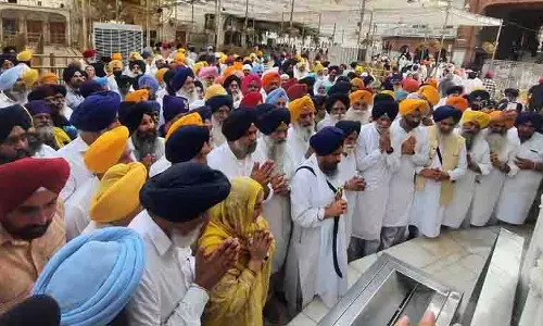 पार्टी के चुनाव चिन्ह और ‘मूल’ SAD टैग को लेकर टकराव का मंच तैयार पार्टी के चुनाव चिन्ह और ‘मूल’ SAD टैग को लेकर टकराव का मंच तैयार