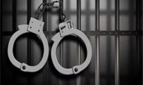 Odisha में युवक ने लूटपाट के प्रयास में महिला पर चाकू से हमला किया