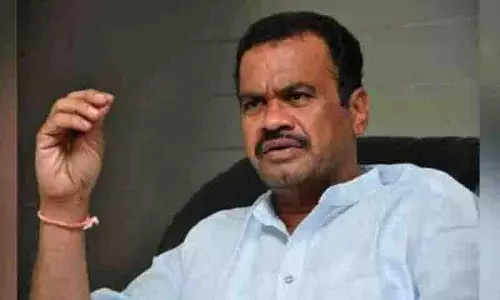 SLBC सुरंग ढहने: कोमाटीरेड्डी ने KCR पर काला जादू करने का आरोप लगाकर बचने की कोशिश की! SLBC सुरंग ढहने: कोमाटीरेड्डी ने KCR पर काला जादू करने का आरोप लगाकर बचने की कोशिश की!