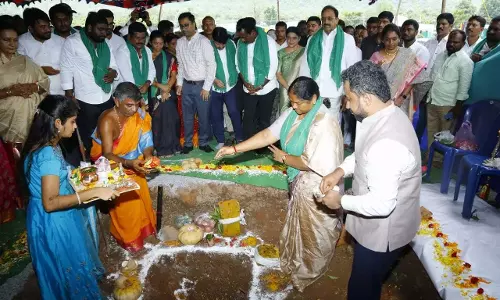 तेलंगाना में अधिक तेल पाम फैक्ट्रियां स्थापित करने की योजना बना रहा