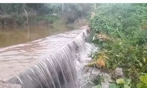 Doddaballapura : भारी वर्षा से कृषि गतिविधियाँ बाधित