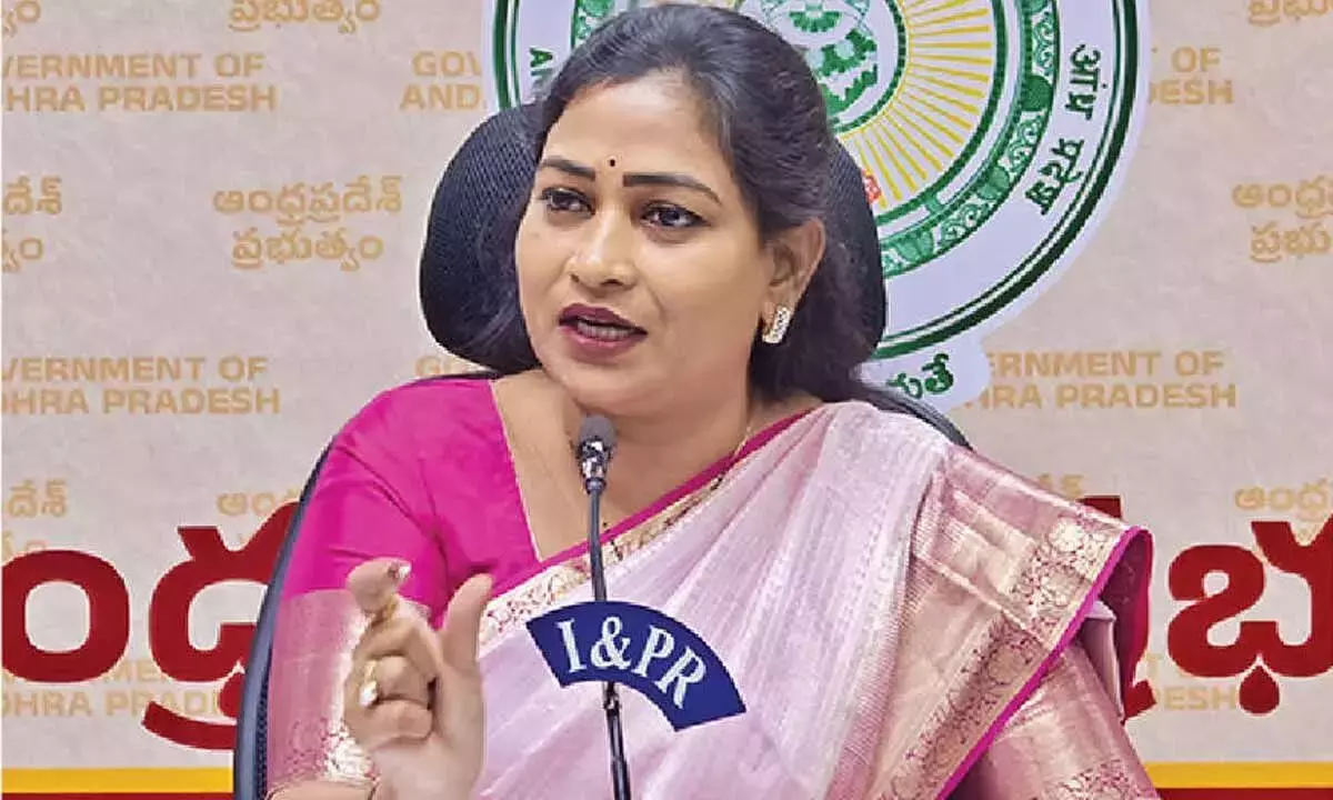 Andhra: गृह मंत्री ने कहा कि मतदान केंद्र चुनाव आयोग के नियमों के अनुसार स्थापित किए गए हैं