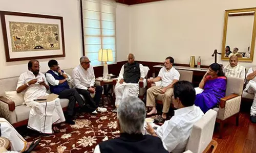 सदन की कार्यवाही की रणनीति बनाने के लिए भारतीय ब्लॉक के नेता Parliament में बैठक करेंगे