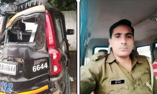 पीड़ितों की मदद करते समय Ghaziabad पुलिसकर्मी की दुर्घटना में मौत