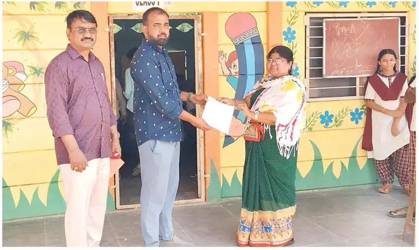 Andhra: जीनियस ग्लोबल स्कूल पर अनधिकृत कक्षाएं चलाने का मामला दर्ज Andhra: जीनियस ग्लोबल स्कूल पर अनधिकृत कक्षाएं चलाने का मामला दर्ज