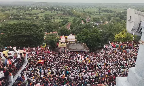 Kalki : रेवनासिद्धेश्वर भव्य रजत पालकी महोत्सव Kalki : रेवनासिद्धेश्वर भव्य रजत पालकी महोत्सव