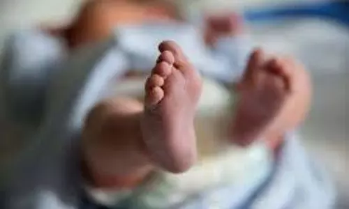 Jehanabad : दूध पीने से बीमार हुए तीन बच्चे, दो की मौत Jehanabad : दूध पीने से बीमार हुए तीन बच्चे, दो की मौत