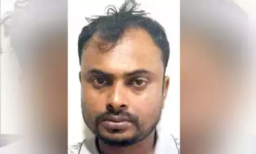 Kerala: 30 लाख के ड्रग मामले में एक और व्यक्ति गिरफ्तार Kerala: 30 लाख के ड्रग मामले में एक और व्यक्ति गिरफ्तार