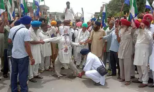 Jalandhar: नीति औपचारिक रूप से वापस लिए जाने तक किसान विरोध प्रदर्शन जारी रखेंगे