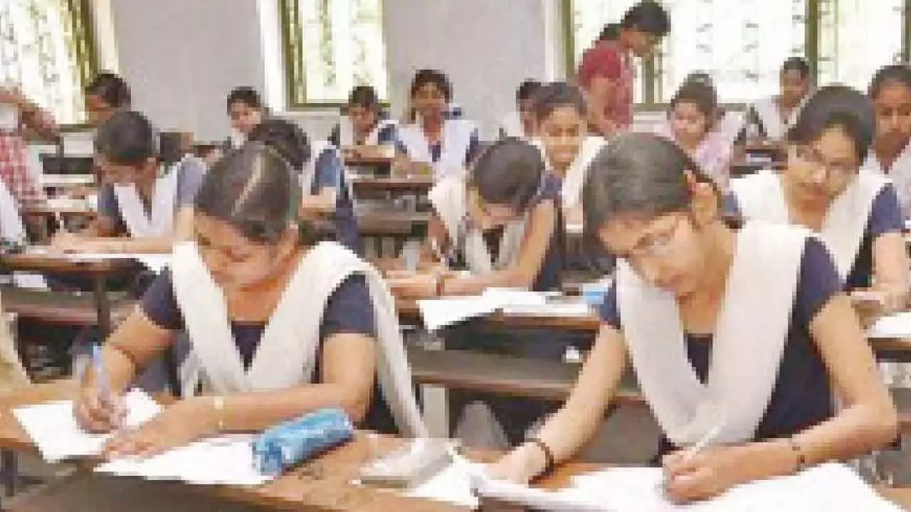Telangana: दसवीं कक्षा के लिए मौजूदा परीक्षा पैटर्न जारी रहेगा