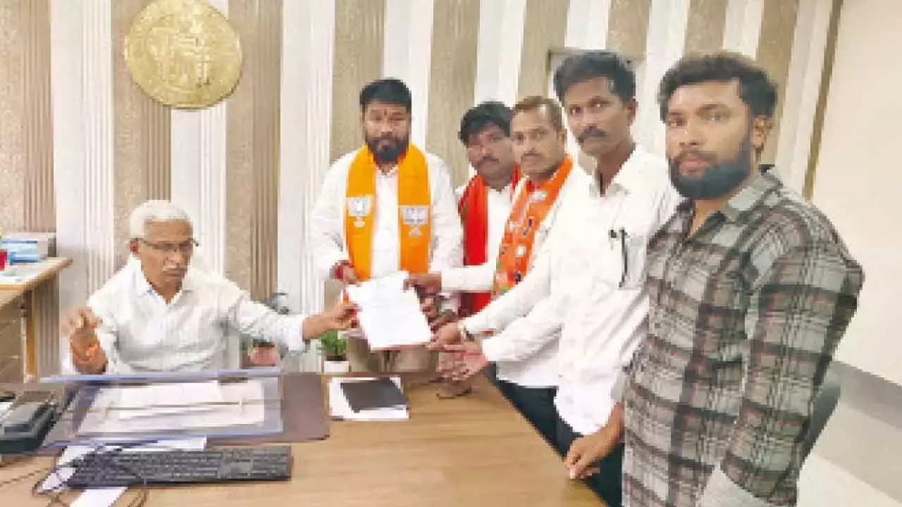 BJP ने अधिकारियों से वन भूमि की रक्षा करने का आग्रह किया
