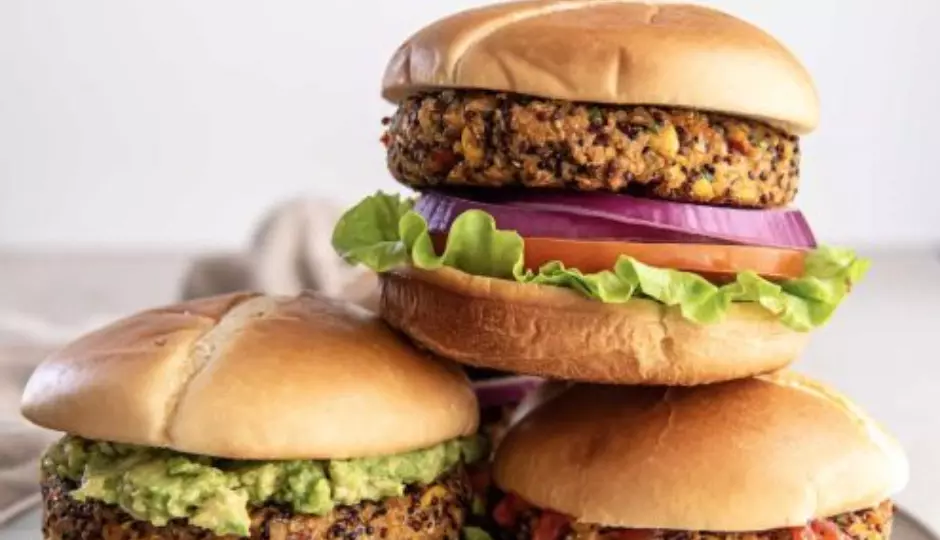 Veg Burger सबको लुभाता है इसका स्वाद Veg Burger सबको लुभाता है इसका स्वाद