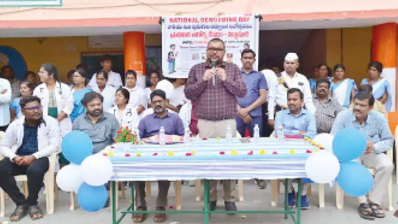 Telangana: जिले भर में बच्चों को कृमिनाशक गोलियां खिलाई गईं Telangana: जिले भर में बच्चों को कृमिनाशक गोलियां खिलाई गईं