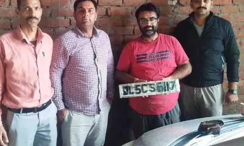 Shimla: एक पूर्व छात्र ने बिशप कॉटन के लड़कों का अपहरण किया Shimla: एक पूर्व छात्र ने बिशप कॉटन के लड़कों का अपहरण किया