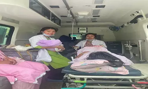 108 एम्बुलेंस में बच्चे का जन्म 108 एम्बुलेंस में बच्चे का जन्म