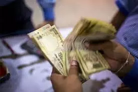 Haryana: मालिक का भरोसा जीतकर मुंशी ने चुराए 70 लाख रुपये Haryana: मालिक का भरोसा जीतकर मुंशी ने चुराए 70 लाख रुपये