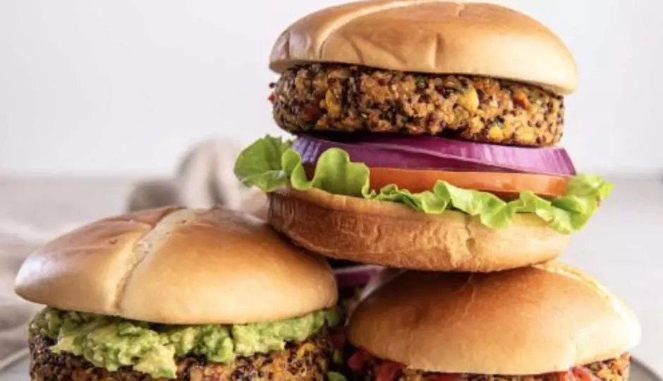 Veg Burger :सबको लुभाता है इसका स्वाद Veg Burger :सबको लुभाता है इसका स्वाद