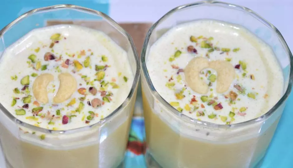काजू शेक : गर्मी में भरपूर राहत देगा यह ड्रिंक काजू शेक : गर्मी में भरपूर राहत देगा यह ड्रिंक