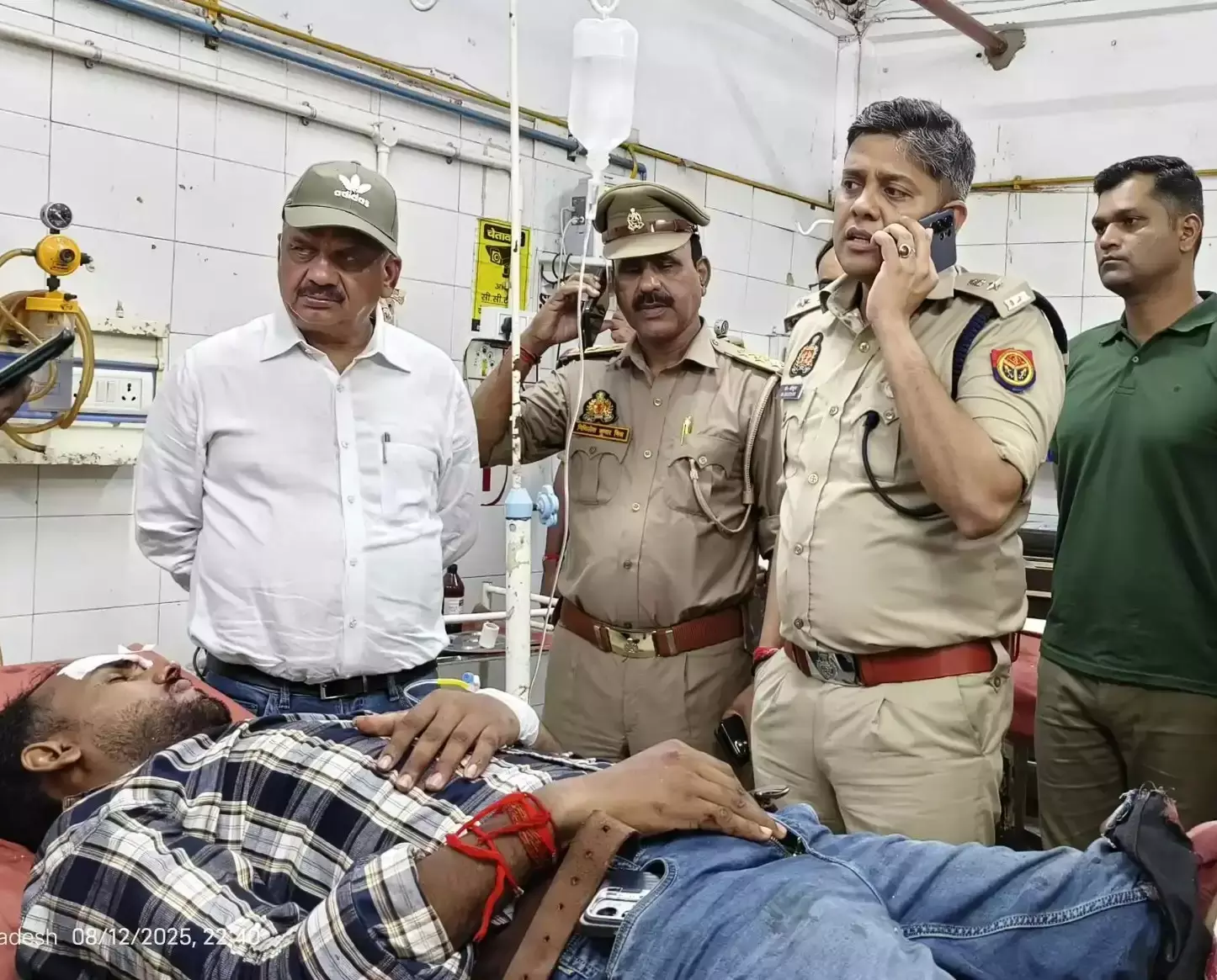 Varanasi: खेतासराय में बस-ट्रक टक्कर में चार यात्रियों की दर्दनाक मौत Varanasi: खेतासराय में बस-ट्रक टक्कर में चार यात्रियों की दर्दनाक मौत