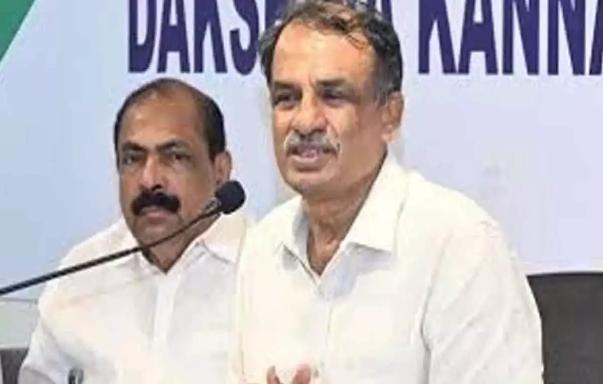 निर्माण कार्यों को पुनर्जीवित करने के लिए लाल लेटराइट खनन नियमों में ढील दी जाए: MLC निर्माण कार्यों को पुनर्जीवित करने के लिए लाल लेटराइट खनन नियमों में ढील दी जाए: MLC