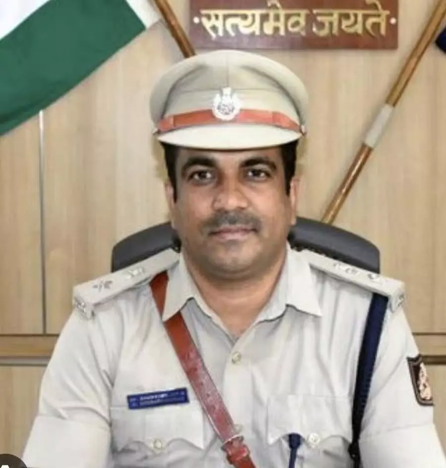 Karnataka : महिला एवं बाल विकास विभाग के खिलाफ नौकरी का वादा करके लाखों की ठगी Karnataka : महिला एवं बाल विकास विभाग के खिलाफ नौकरी का वादा करके लाखों की ठगी