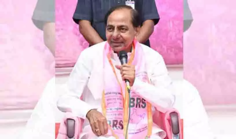 KCR ने तेलंगाना की कवि और नारीवादी लेखिका अनिसेट्टी राजिता के निधन पर शोक व्यक्त किया KCR ने तेलंगाना की कवि और नारीवादी लेखिका अनिसेट्टी राजिता के निधन पर शोक व्यक्त किया