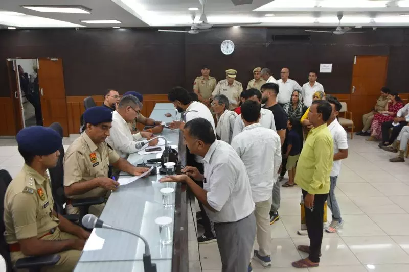Haryana : समाधान शिविर प्रदेश में सबसे अधिक लंबित वाद नूंह जिले में हैं Haryana : समाधान शिविर प्रदेश में सबसे अधिक लंबित वाद नूंह जिले में हैं