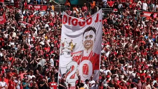 प्रीमियर लीग में शोक की लहर, Klopp ने दी अंतिम विदाई प्रीमियर लीग में शोक की लहर, Klopp ने दी अंतिम विदाई