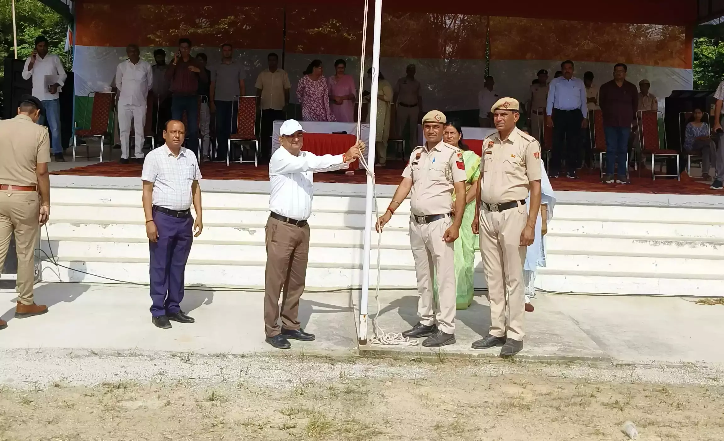 Narnaul: नांगल चौधरी में स्वतंत्रता दिवस परेड की फुल ड्रेस रिहर्सल Narnaul: नांगल चौधरी में स्वतंत्रता दिवस परेड की फुल ड्रेस रिहर्सल