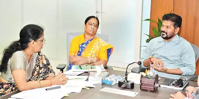 हमारा प्रकृति पर्यटन सिंगापुर से कहीं बेहतर है : CM Reddy हमारा प्रकृति पर्यटन सिंगापुर से कहीं बेहतर है : CM Reddy
