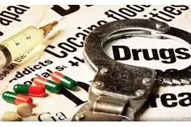 Himachal : पुलिस जवान नशा तस्करी में शामिल, गिरफ्तार Himachal : पुलिस जवान नशा तस्करी में शामिल, गिरफ्तार