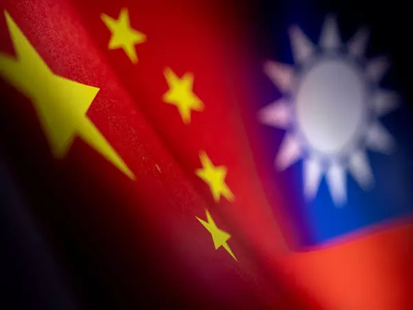 चीन की सुरक्षा चिंताओं के बीच Taiwan ने नागरिकता बहाली के लिए सख्त नियम प्रस्तावित किए चीन की सुरक्षा चिंताओं के बीच Taiwan ने नागरिकता बहाली के लिए सख्त नियम प्रस्तावित किए