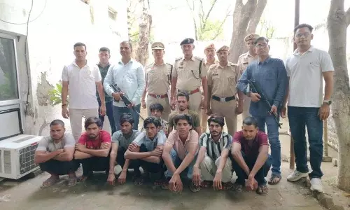 नूंह पुलिस ने विशेष अभियान में 11 साइबर ठगों को किया गिरफ्तार नूंह पुलिस ने विशेष अभियान में 11 साइबर ठगों को किया गिरफ्तार