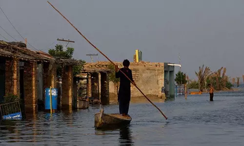 पीएमडी की चेतावनी: पाकिस्तान में भारी बारिश से बाढ़ का खतरा