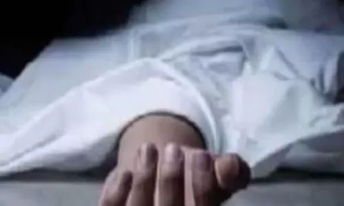 बच्चे को अपने कमर में बांधी और नहर में कूद गई महिला, कर्ज के चलते किया सुसाइड
