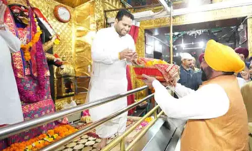 Bhagwant Mann ने पटियाला के मंदिर में पूजा-अर्चना की, प्रेस कॉन्फ्रेंस में शामिल नहीं हुए