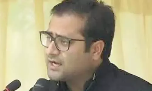 सड़े मांस की जब्ती पर ज़ुहैब यूसुफ़ मीर ने मसाले, दूध और पानी की जांच आवश्यकता जताई सड़े मांस की जब्ती पर ज़ुहैब यूसुफ़ मीर ने मसाले, दूध और पानी की जांच आवश्यकता जताई